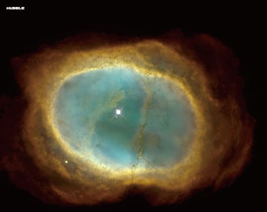 The difference between Hubble and Webb images - southern nebula hubble