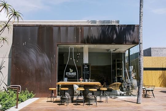 strange family-tasting room-exterior-los angeles-wineries