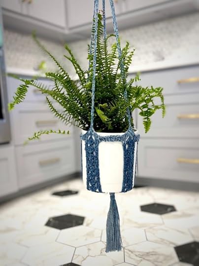 Fauna Crochet Hanging Planter by Toni Lipsey for YarnYAY!