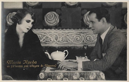 Maria Corda and Victor Varconi in L'uomo più allegro di Vienna