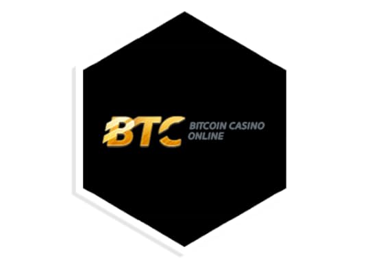 Gain enhancement of slot antenna