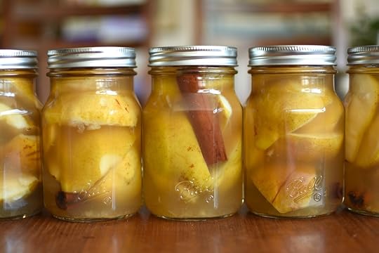 canned pears in mason jars