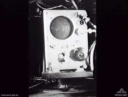 Gee navigation receiver in a Handley Page Halifax of No. 462 Squadron RAAF, Foulsham, England, April 1945 (Australian War Memorial: P01523.009)