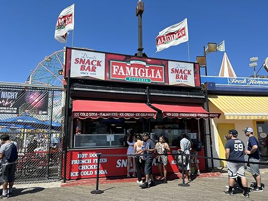 Famiglia Pizzeria - coney island boardwalk
