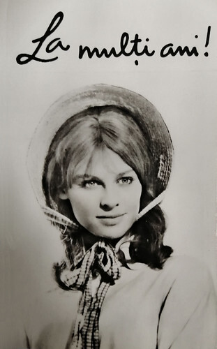 Julie Christie in Far from the Madding Crowd (1967), La multi ani!