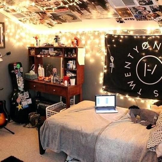 5 Understanding Grunge Room Decor Punk Rock Bedroom Ideas | Aesthetic bedroom, Grunge bedroom, Rock bedroom