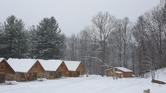 Moonshine Cabin - Picture of Buffalo Trail Cabins, Cottages & Campground, Bluefield - Tripadvisor