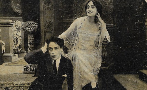 Pina Menichelli and Febo Mari in Il fuoco (1915)
