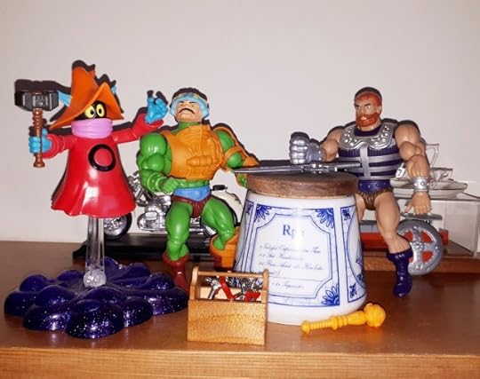 Orko gives Man-at-Arms Mjolnir