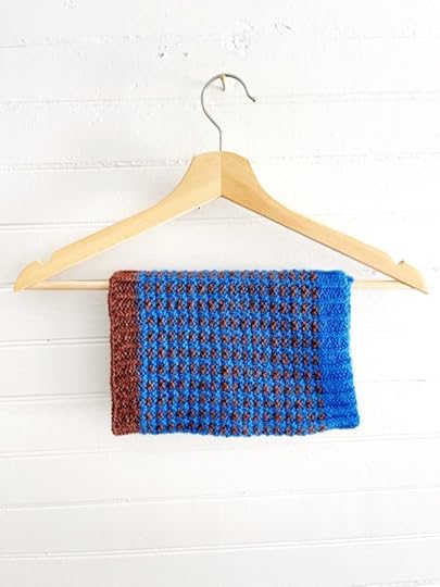 Knit Checkered Cowl