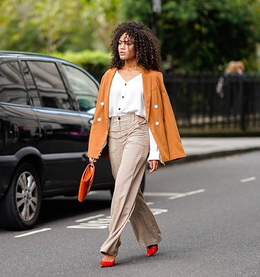 Business Casual For Women: The Definitive Guide To Be Stylish At Work