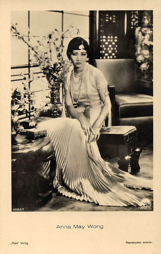 Anna May Wong in Daughter of the Dragon (1931)