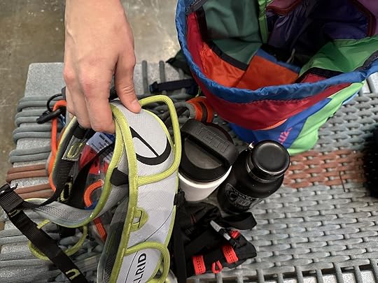 cotopaxi-luzon-18l-backpack-del-dia-practicality