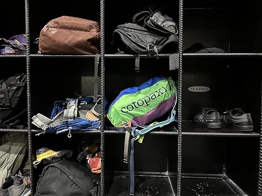 cotopaxi-luzon-18l-backpack-del-dia-cubby