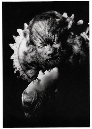 Jean Marais and Josette Day in La Belle et la bête (1946)