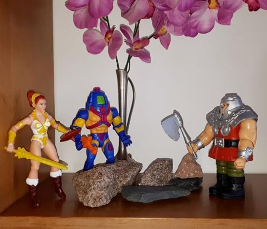 Teela arrives to show off her new look to Man-e-Faces and Ram-Man.