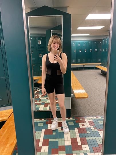 taylor swift midnights tiktok treadmill workout kristen kubek popflex shortsie