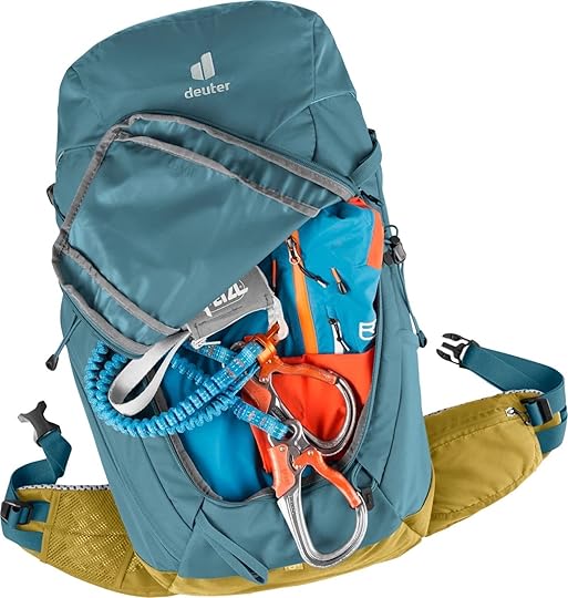 deuter trail 28 women's pack with gear