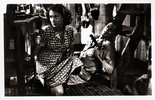 Doris Dowling and Raf Vallone in Riso Amaro (1949)