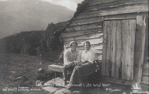 Lars Hanson and Gull Cronvall in Ett farligt frieri (1919)