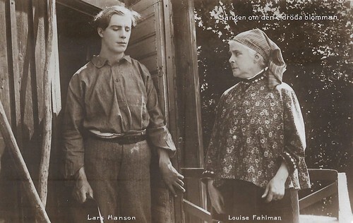 Lars Hanson and Louise Fahlman in Sängen um den eldröda blomman (1919)