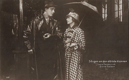 Lars Hanson and Doris Nelson in Sängen um den eldröda blomman (1919)