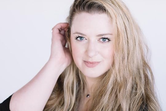 Profile photo of Jaclyn Johnston, best selling self-help author and creator of Manifest It! Law of Attraction books Manifestation