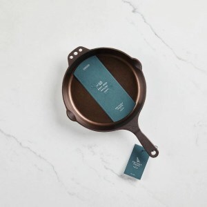 Smithey Cast Iron Skillet