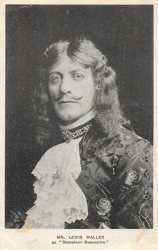 Lewis Waller as Monsieur Beaucaire