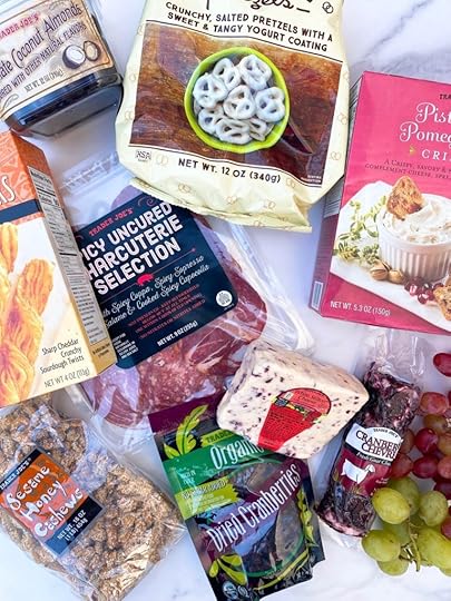 trader joe's christmas tree charcuterie board ingredients