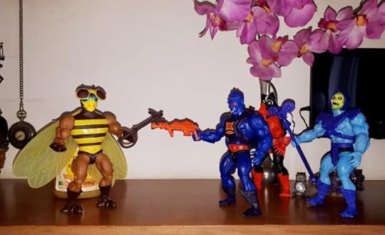 Buzz-Off arrives to hold off Skeletor and his Evil Warriors.