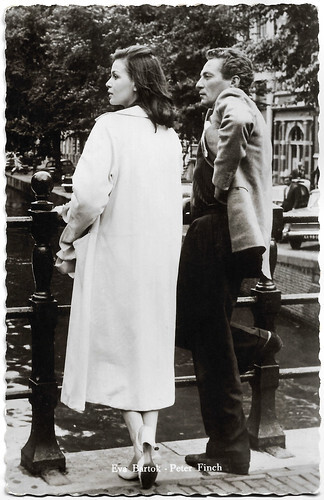 Peter Finch and Eva Bartok in Amsterdam, Operation Amsterdam (1959)