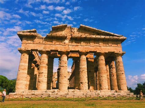 Corinna B's World: Discover The Ancient Greek temples Of Paestum