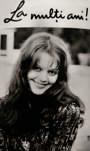 La multi ani! Tina Aumont