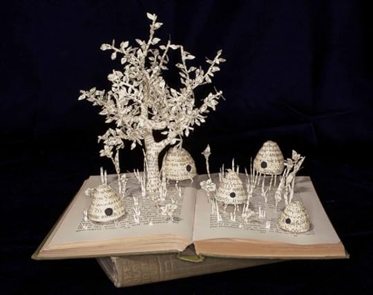Book Sculpture by Emm Taylor 5