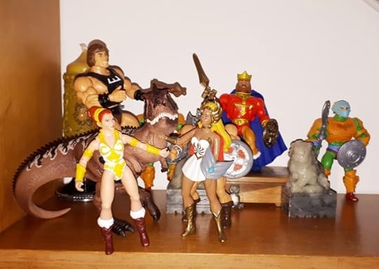 Wun-Dar introduces Teela and She-Ra to Giga.