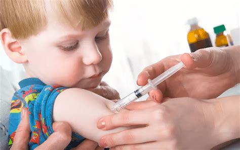 How we know vaccines don't cause autism - and why this belief persists - Health Feedback