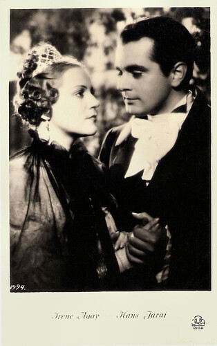 Iren Agay and Hans Jaray in Hoheit tanzt Walzer (1935)