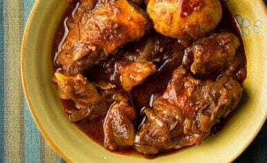 A bowl of Ethiopian doro wat with an egg.