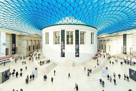 The entrance of the British Museum, one of the best museums in London