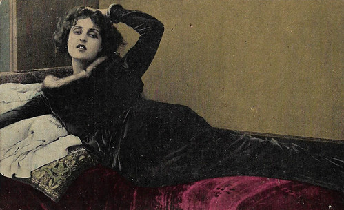 Pina Menichelli in Il giardino incantato (1918)