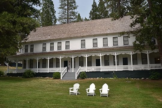 wawona hotel - home to a yosemite restaurant year-round