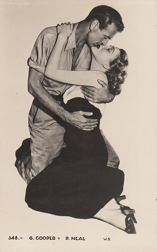 Patricia Neal and Gary Cooper in The Fountainhead (1949)