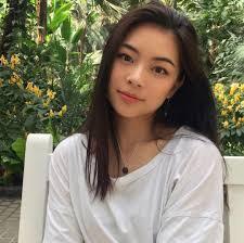 𝙏𝙝𝙚 𝙘𝙪𝙩𝙚𝙨𝙩 𝙖𝙨𝙞𝙖𝙣𝙨 on Instagram: “@tingting_lai🔥Goal : 1k likes ?! Follow for more beautiful Asia… | Makeup asia, Tata rias natural, Inspirasi riasan