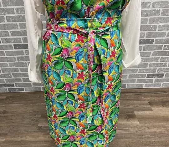 Half & Half Reversible Apron Sewing Pattern by Mary Mulari
