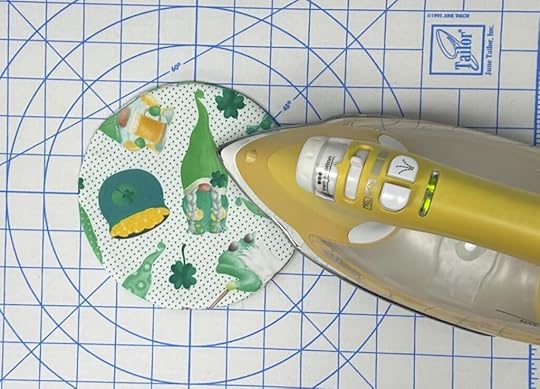 St. Patrick's Day Lucky Gnome Fabric Bowl Sewing Tutorial with 2-1/2