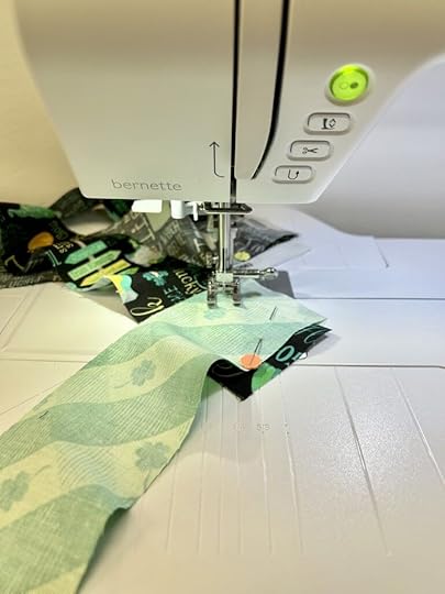 St. Patrick's Day Lucky Gnome Fabric Bowl Sewing Tutorial with 2-1/2