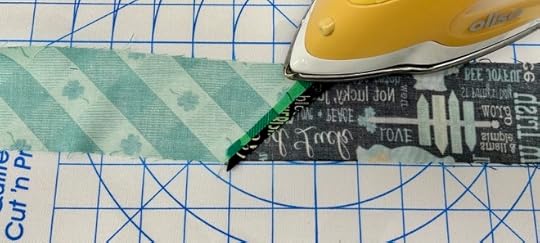 St. Patrick's Day Lucky Gnome Fabric Bowl Sewing Tutorial with 2-1/2