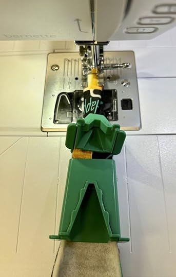 St. Patrick's Day Lucky Gnome Fabric Bowl Sewing Tutorial with 2-1/2