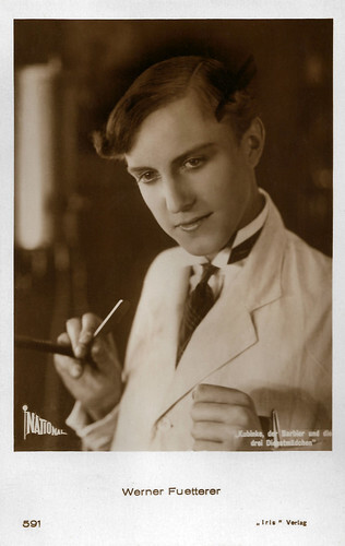 Werner Fuetterer in Kubinke, der Barbier, und die drei Dienstmädchen (1926)
